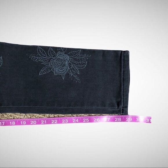 DG2 Diane Gilman Embroidered Skinny Jeans, 8 New with Tags - Picture 10 of 10
